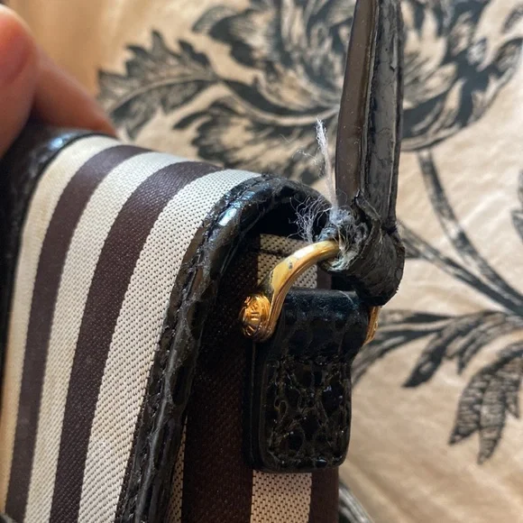 Mini Henri Bendel Signature Stripe Shoulder Bag - Picture 5 of 10